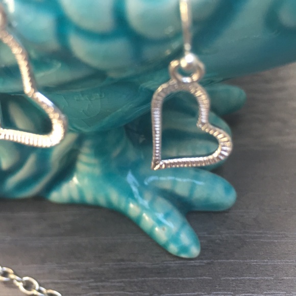 Dainty Pair of Textured Heart Drop Earrings - Picture 3 of 4